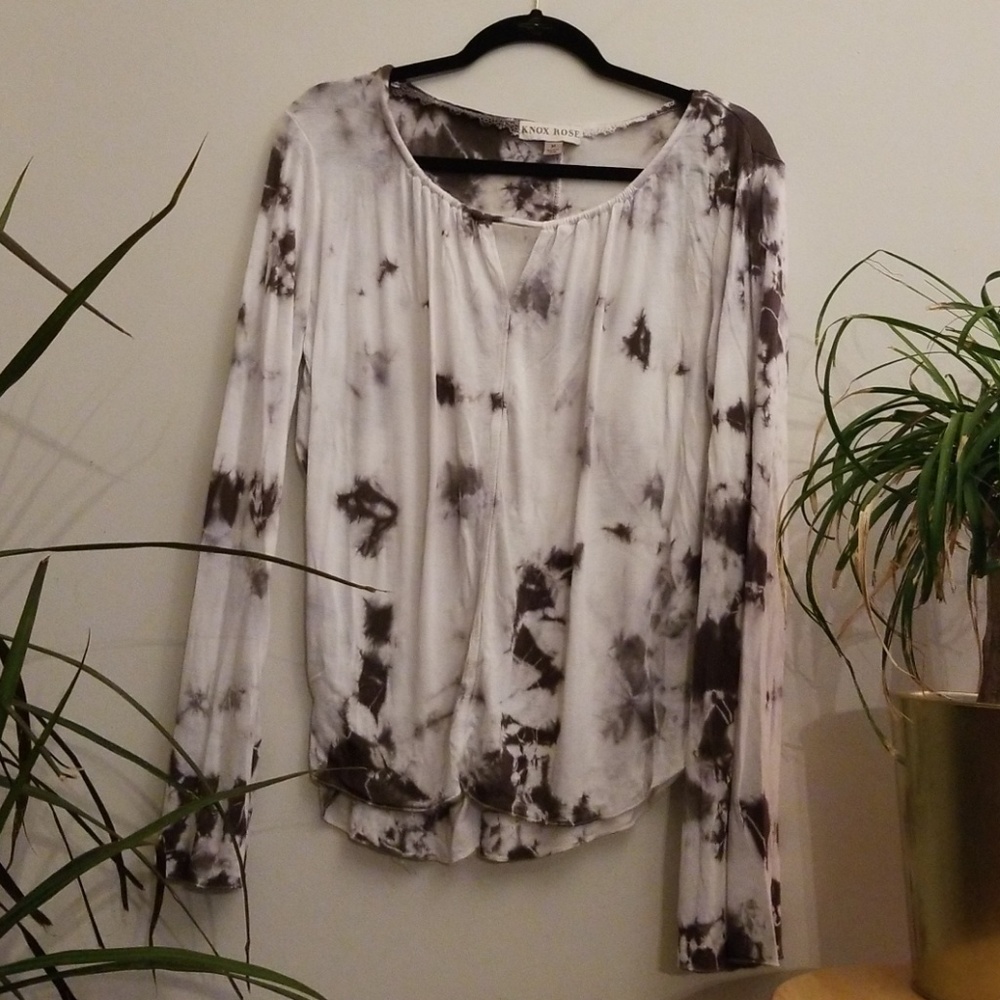 Long sleeve top